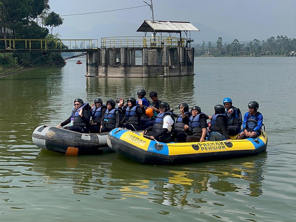 Fun Rafting 7–9 Orang